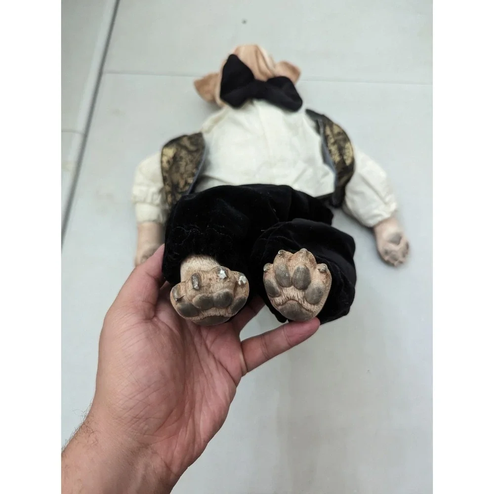Realistic Bulldog Donna Biddle 1993‎ Doll